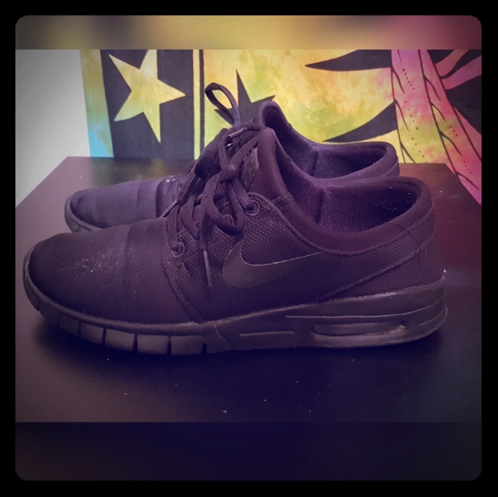 Nike shoes